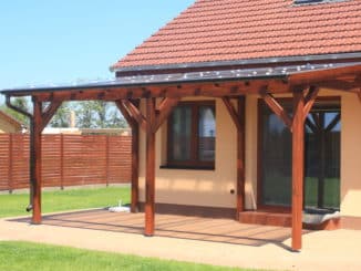 Pergola mit Terrassenstegplatten